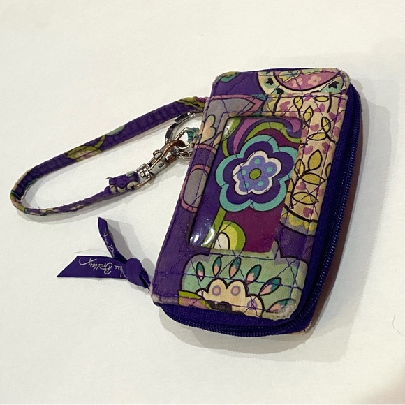 VERA BRADLEY Retired Heather Paisley Floral Zip Around ID Holder Wallet Wristlet - Picture 2 of 6